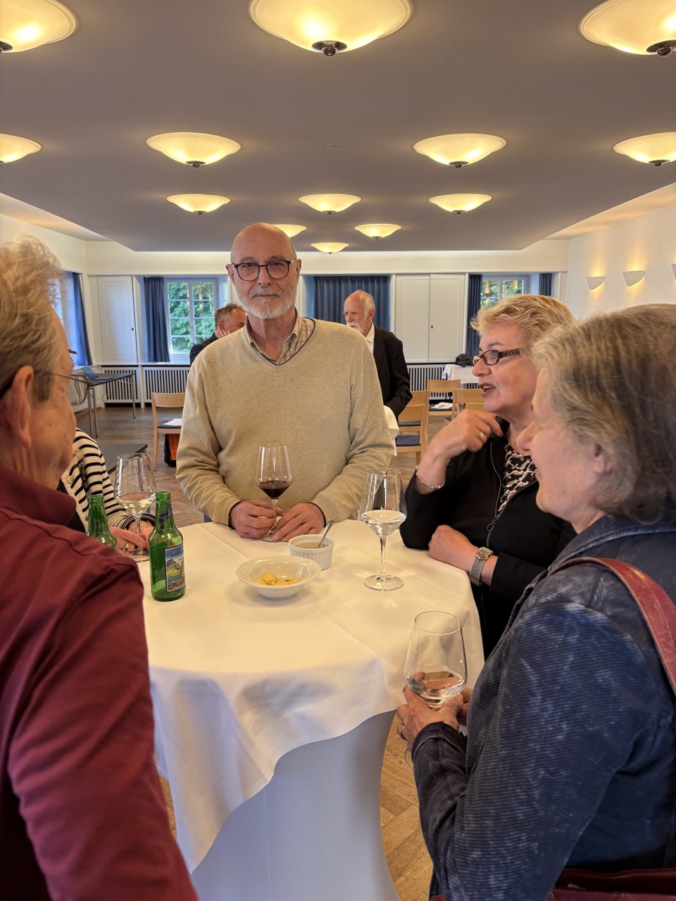 Ein Glas Wein mit Vizepräsident Daniel Schwab